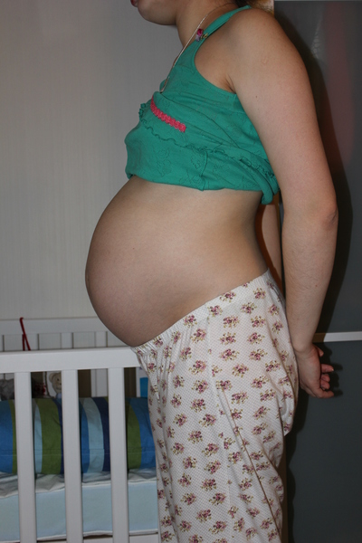 Каменеет живот на 40 неделе. Маленький живот на 40 неделе беременности. Маленький живот 39 недель.