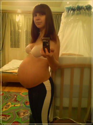38 39 неделя года. 38-39 Недель беременности. Беременные животы на 39 неделе.