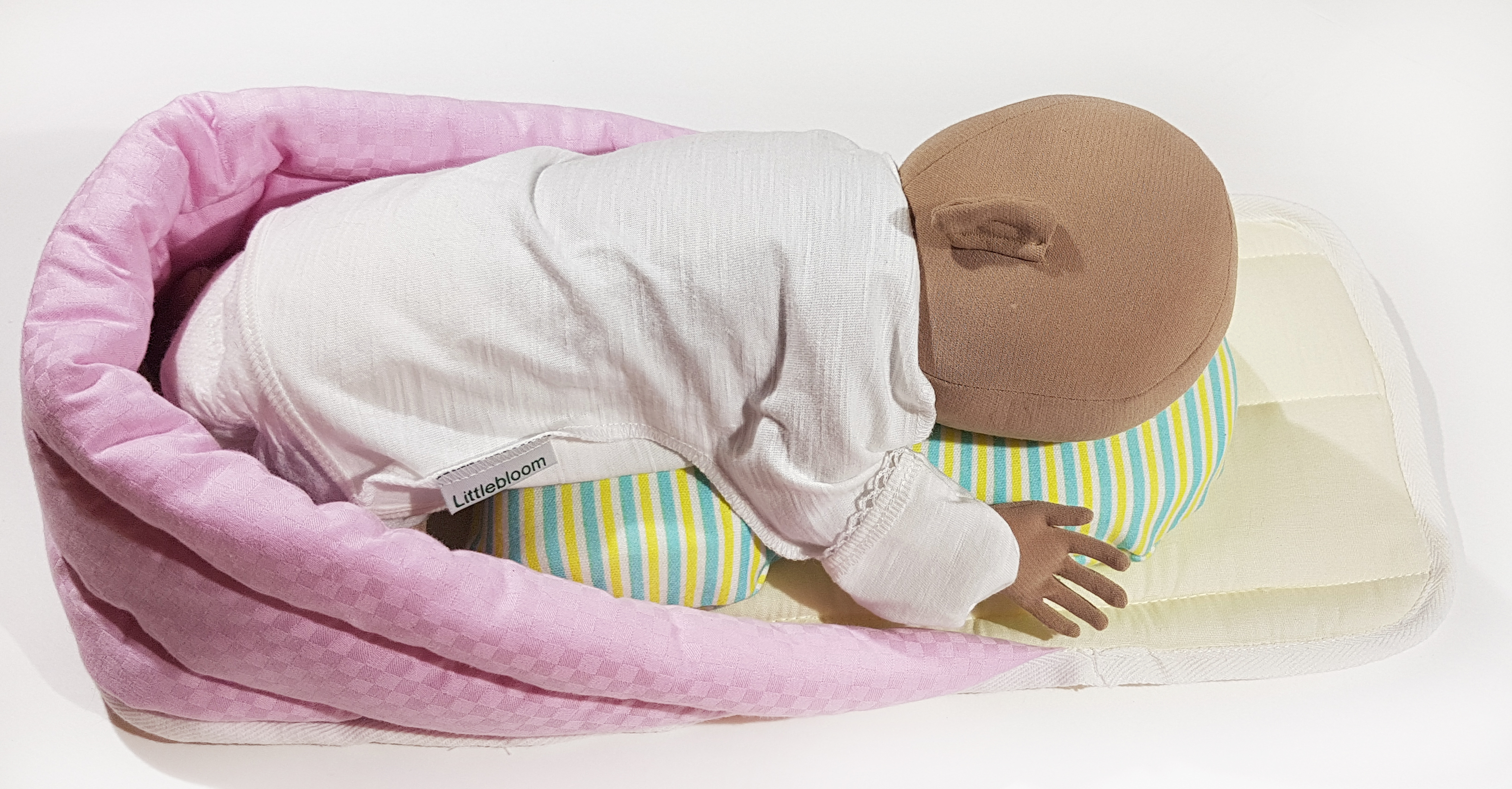 Можно ребенку спать в коконе. Подушка для сна ребенку. Подушка для недоношенных детей. Подушка для укладывания малыша. Кокон для недоношенных детей.